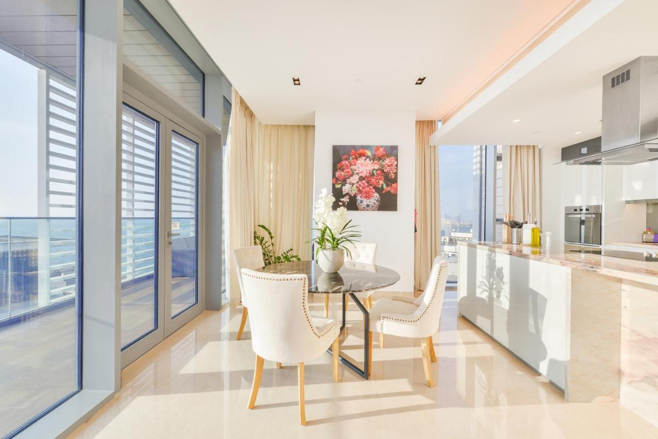 Posh 2 Bedroom Oceanfront Apt In The Heart Of Bluewaters Island Dubaj Zewnętrze zdjęcie