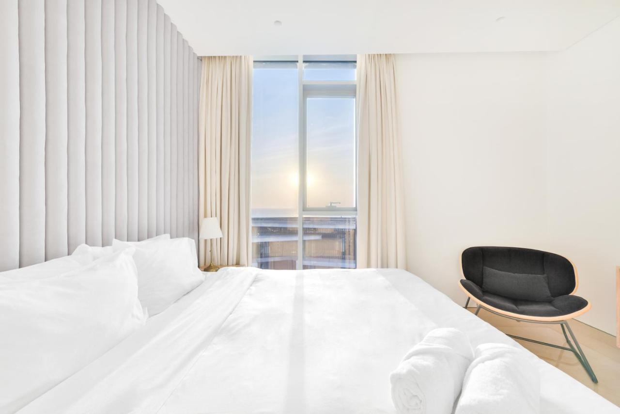 Posh 2 Bedroom Oceanfront Apt In The Heart Of Bluewaters Island Dubaj Zewnętrze zdjęcie