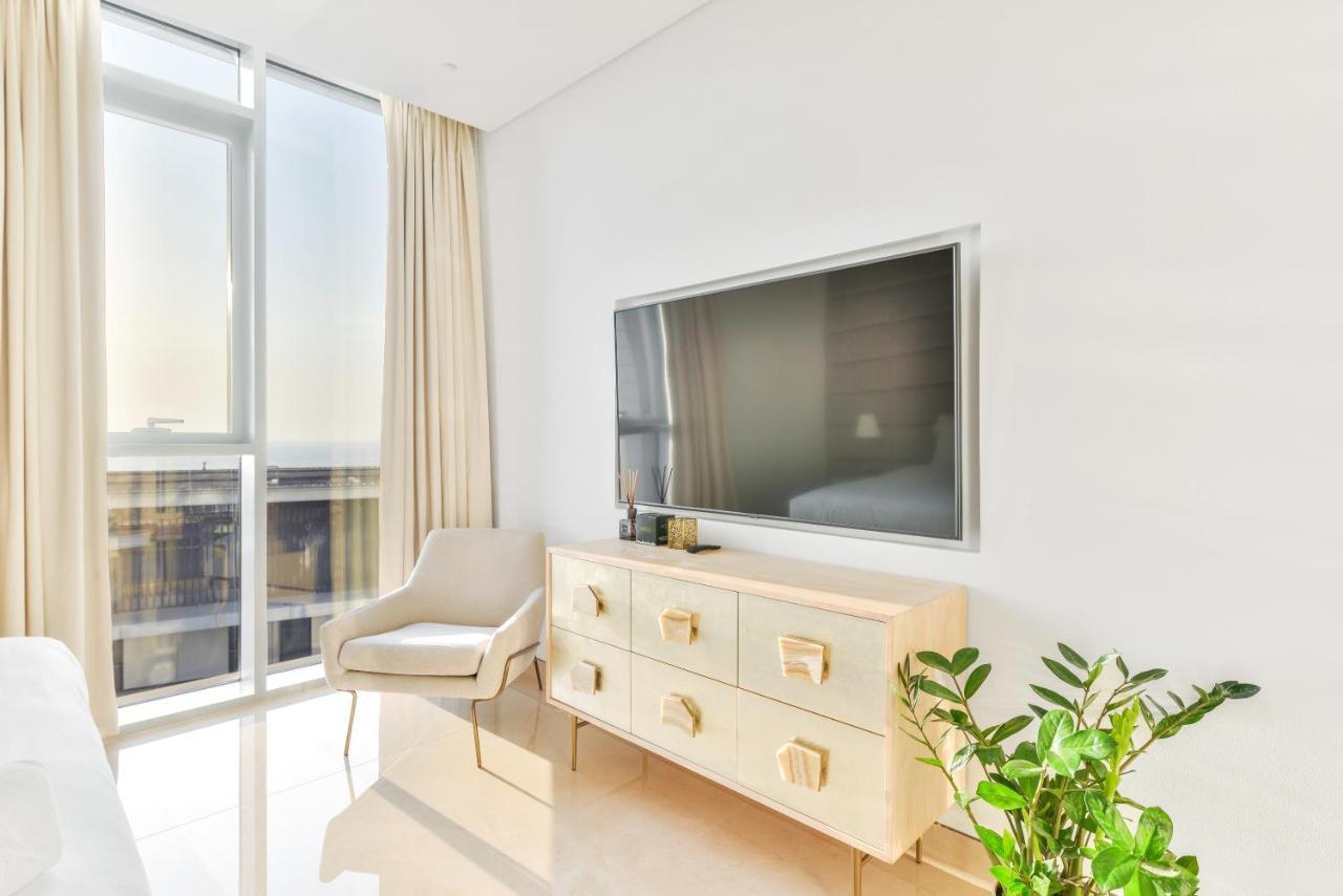 Posh 2 Bedroom Oceanfront Apt In The Heart Of Bluewaters Island Dubaj Zewnętrze zdjęcie