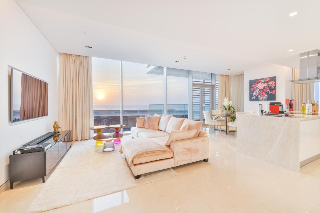 Posh 2 Bedroom Oceanfront Apt In The Heart Of Bluewaters Island Dubaj Zewnętrze zdjęcie