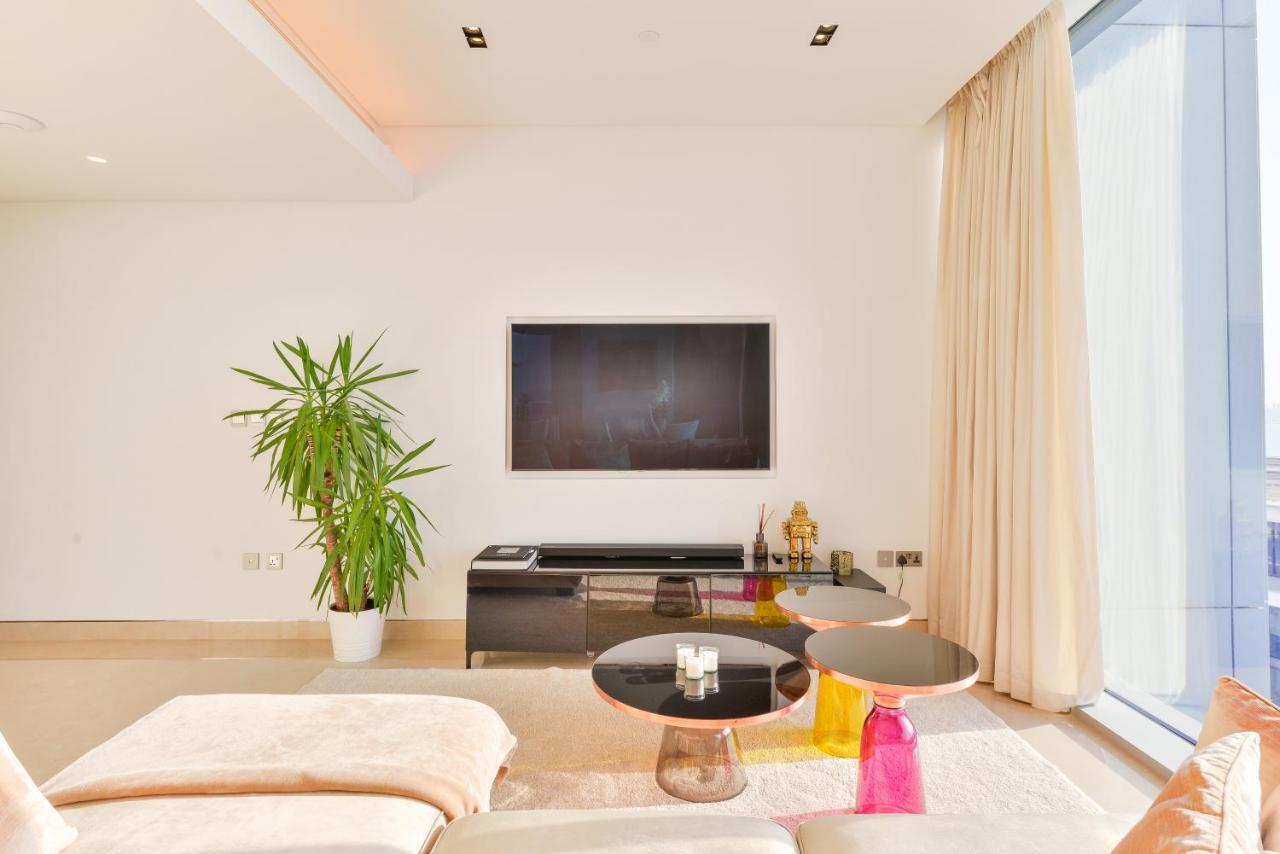 Posh 2 Bedroom Oceanfront Apt In The Heart Of Bluewaters Island Dubaj Zewnętrze zdjęcie