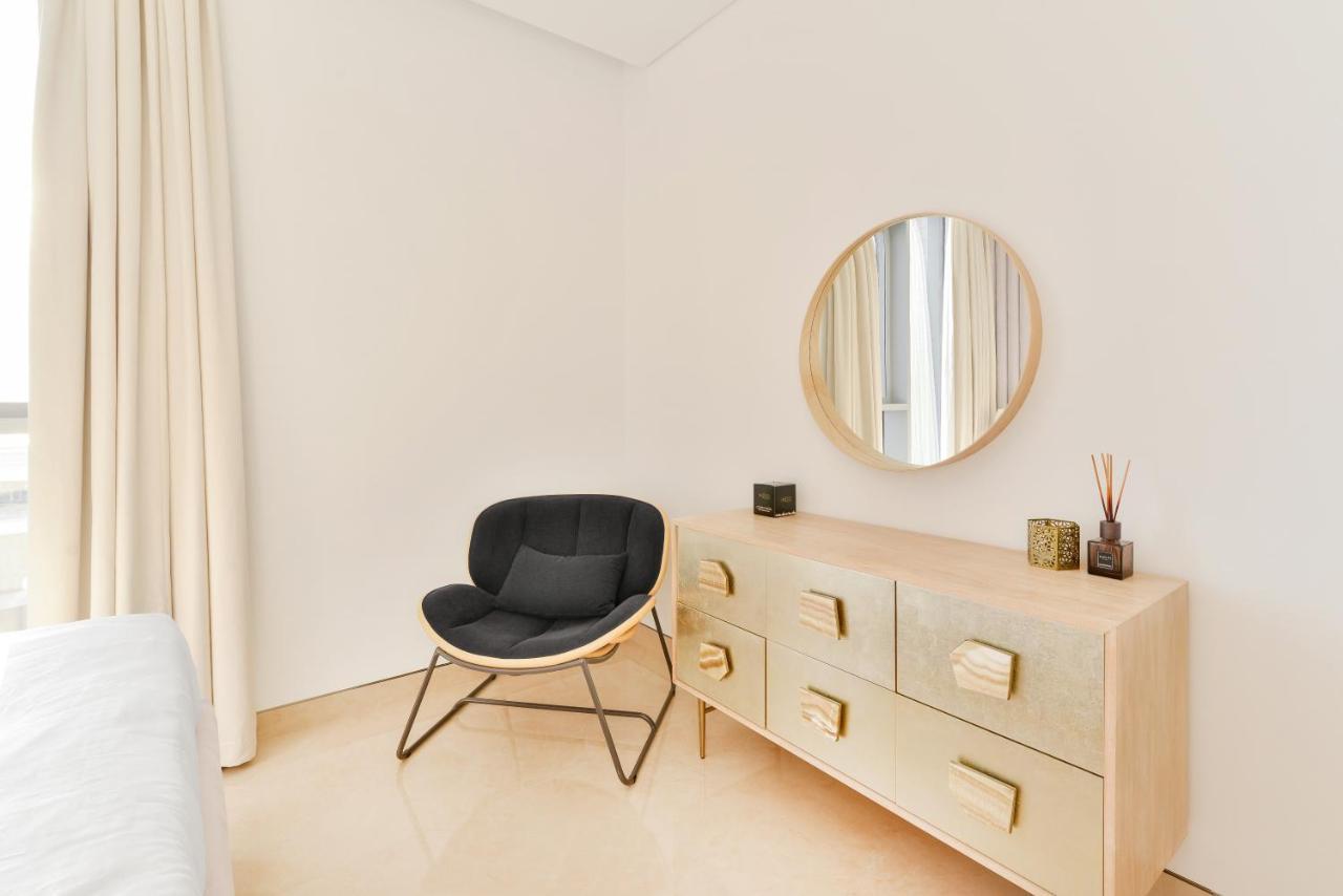 Posh 2 Bedroom Oceanfront Apt In The Heart Of Bluewaters Island Dubaj Zewnętrze zdjęcie